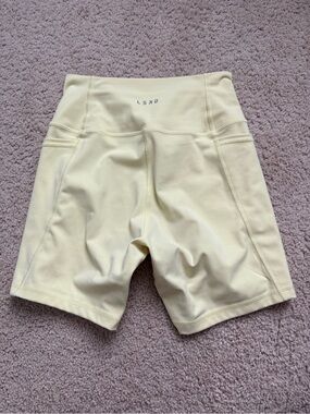 LSKD Pale Yellow High-Waist Bike Shorts 6in